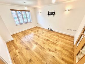 Lounge- click for photo gallery